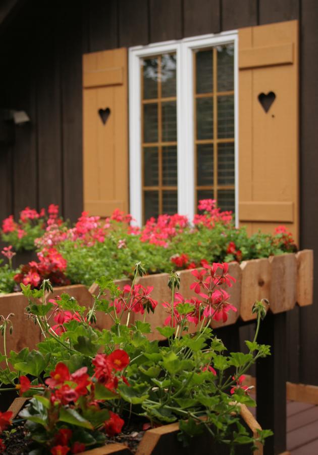 Swiss Woods Bed And Breakfast Lititz Exterior foto